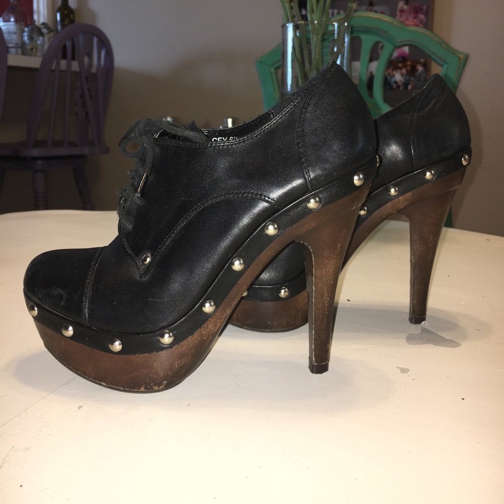 LAST CALL 9/11/22 - Black Leather Oxford Heels